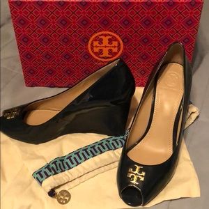 Tory Burch bright navy peep toe wedge size 8